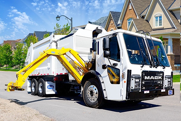 Durapack Python Sideloader Garbage Truck - Stringfellow, Inc.