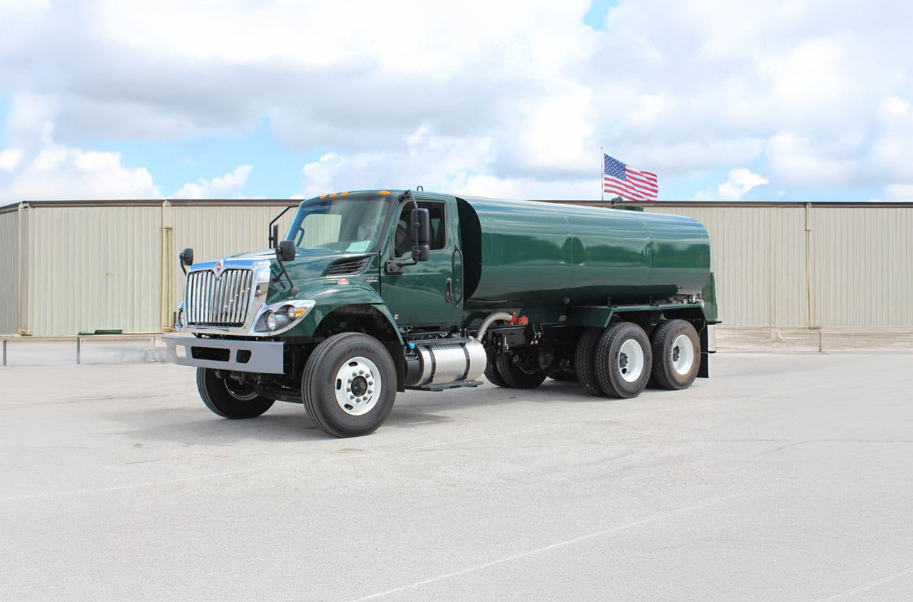 KWT4 Water Truck